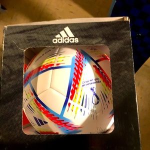 NWT Adidas official size/weight (4) soccer ball